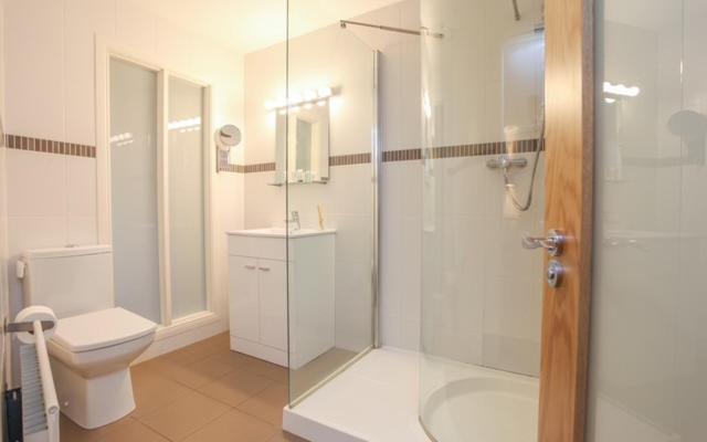 Queens Large 2 Bdr & 1 Bdr Apartments By Belfast City Breaks エクステリア 写真